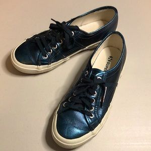 Superga Low-rise Trainer in blue metallic Size 8